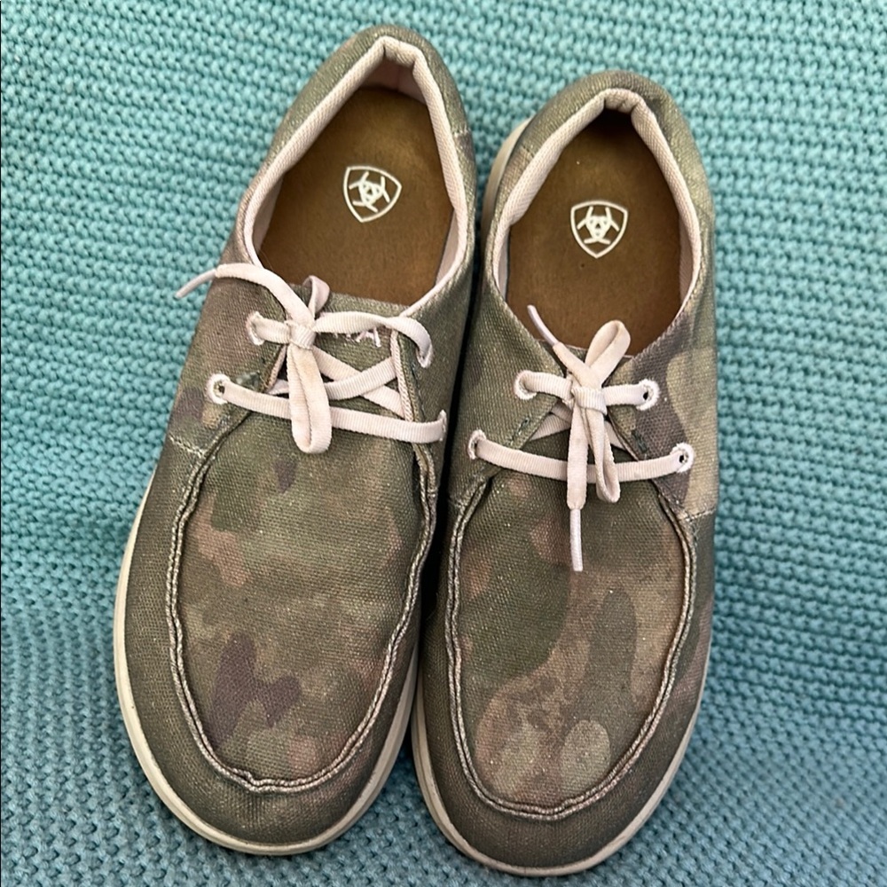 Ariat Canvas shoes